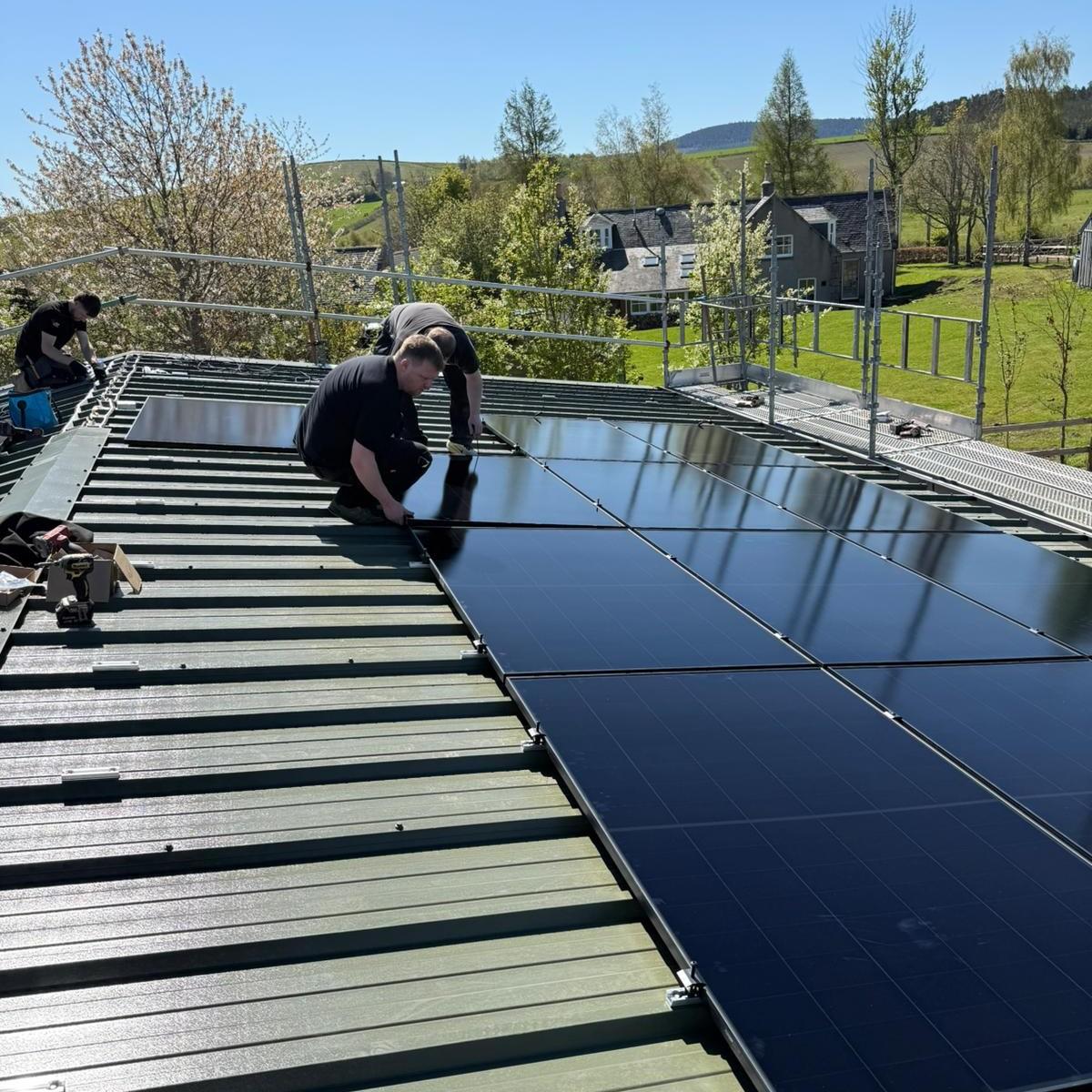 How to choose the right renewable energy solution for your home